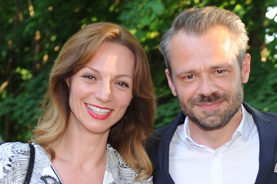 Viola Wedekind (44) und Sven Waasner (42) haben sich am Set von "Sturm der Liebe" kennengelernt.