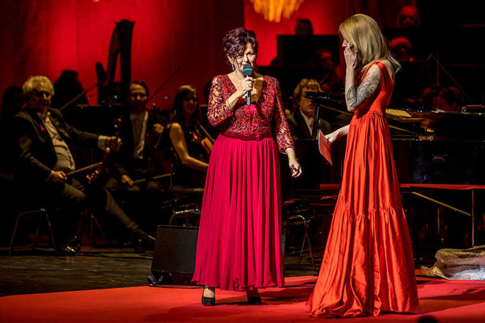 Hope-Gala-Gastgeberin Viola Klein (61, l.) hat in 13 Jahren weit über 1,5 Millionen Euro für die Hope-Stiftung Kapstadt gesammelt.