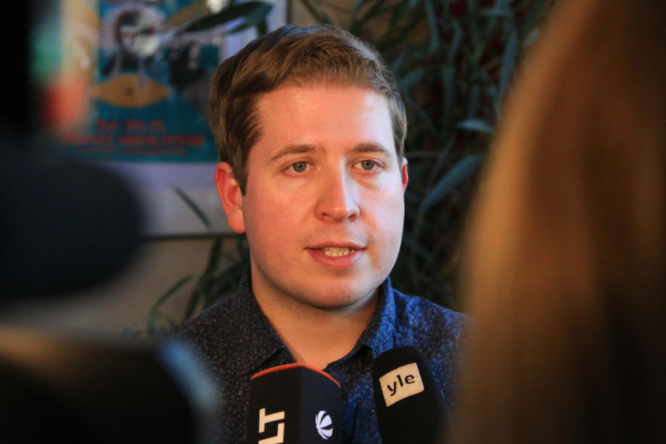 Kevin Kühnert auf seiner "NoGroKo"-Tour in Erfurt.