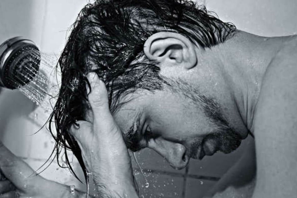 Für nahezu die Hälfte der Aufsteher zählt eine morgendliche Dusche nicht zur Routine.