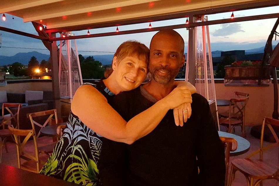Barbera Aimes (59) und ihr Ehemann John Aimes (55).
