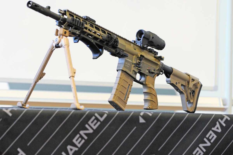 Das halbautomatische Sturmgewehr Modell CR223 wird von C.G. Haenel hergestellt.