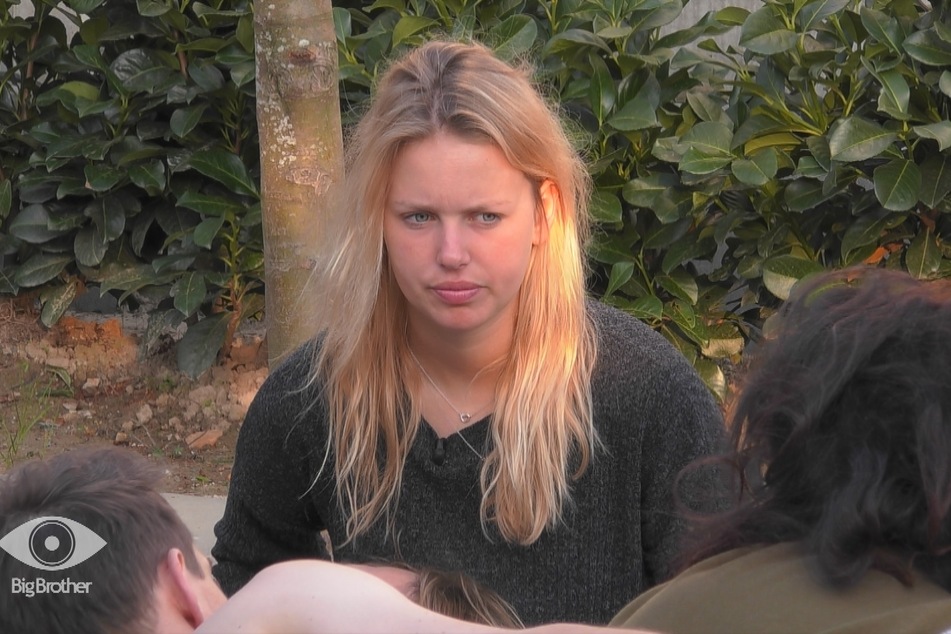 Rebecca (21) ist nomiert.