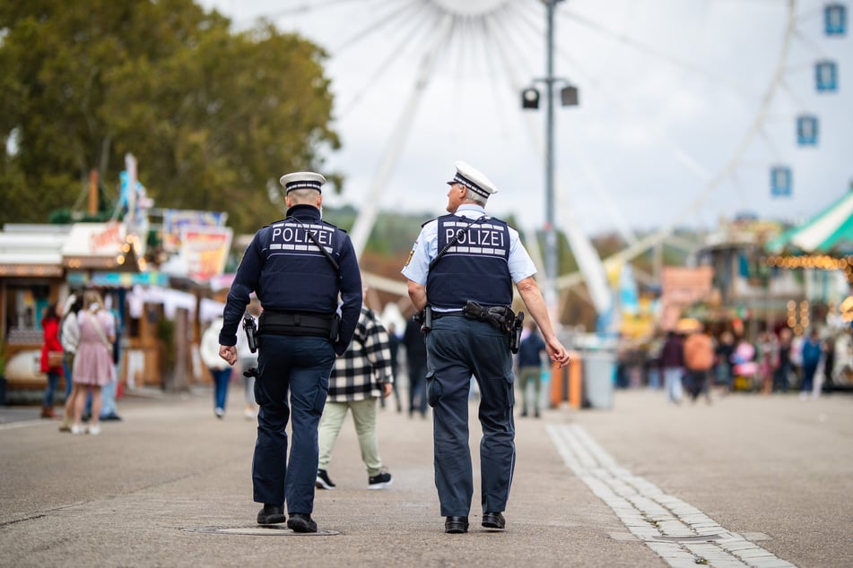 Auf dem Fest herrscht ein hohes Polizeiaufgebot.