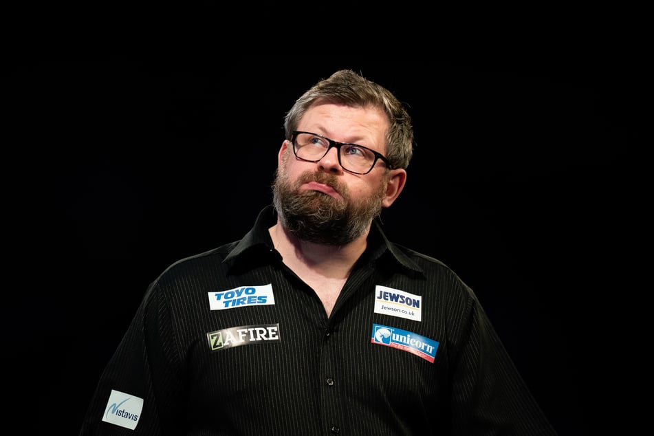 James Wade (42) tuvo que prescindir de su maleta y, por lo tanto, de sus flechas habituales en el torneo celebrado en Alemania.