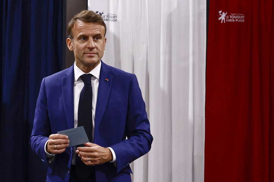 Der französische Präsident Emmanuel Macron (46) muss eine Wahl-Schlappe bei der ersten Runde der Parlamentswahl einstecken.