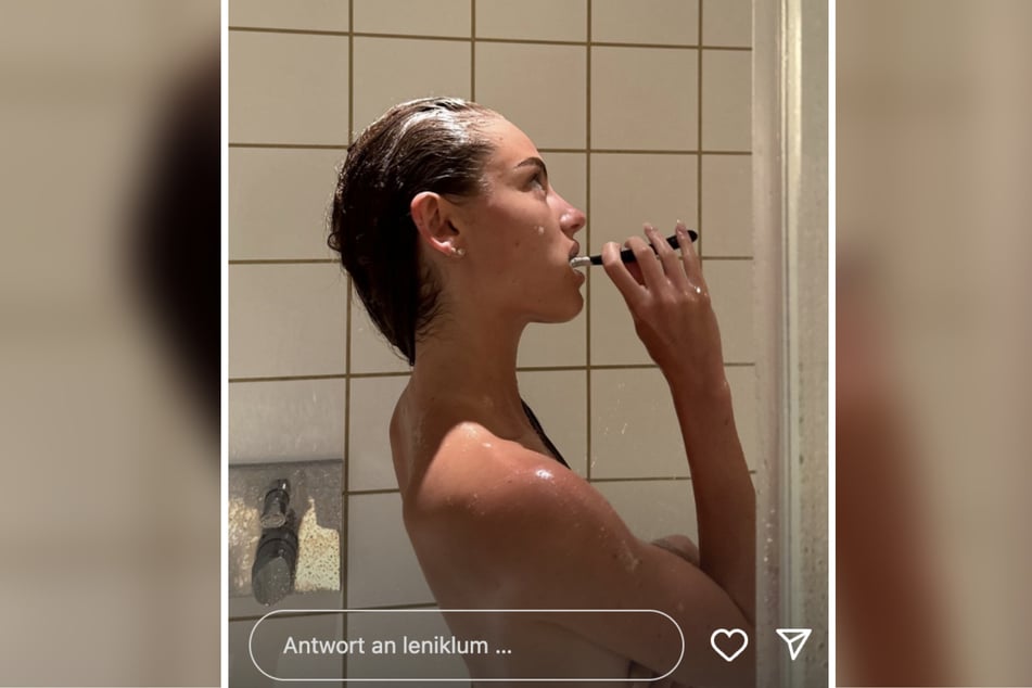 Die 20-Jährige zeigte sich nackt unter der Dusche und befeuerte die Fantasie ihrer Fans.