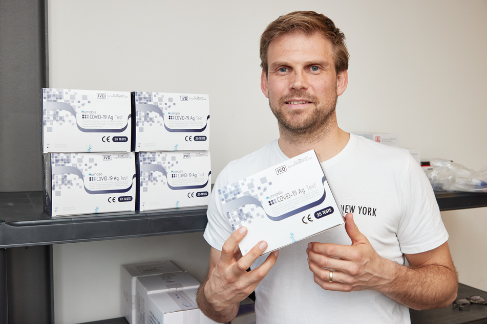 Ex-Hockey-Star Moritz Fürste (36) wird mit zwölf weiteren Corona-Testzentren zu einem der Top-Anbieter in Hamburg.