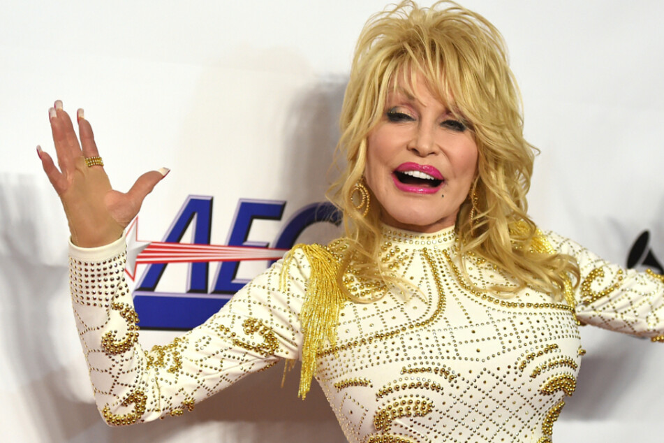 Überraschung! Dolly Parton (74) will zum Geburtstag wieder in den Playboy