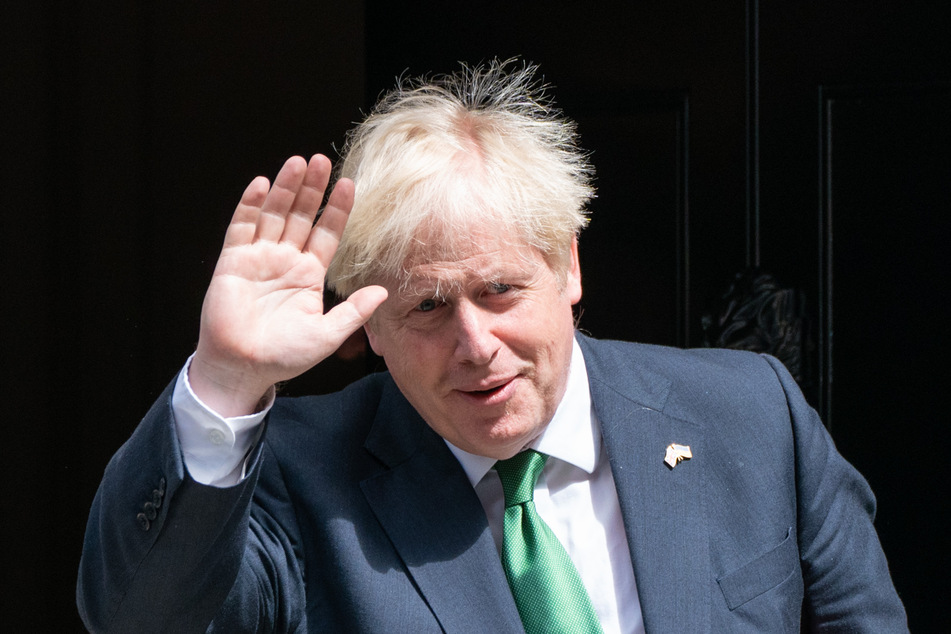 Statt an einer Krisensitzung teilzunehmen, hat der britische Premierminister Boris Johnson (58) lieber eine Privatparty gefeiert.