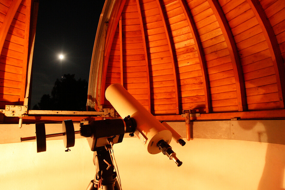 In der Sternwarte Graupa kann am Samstagabend gen Himmel geguckt werden.