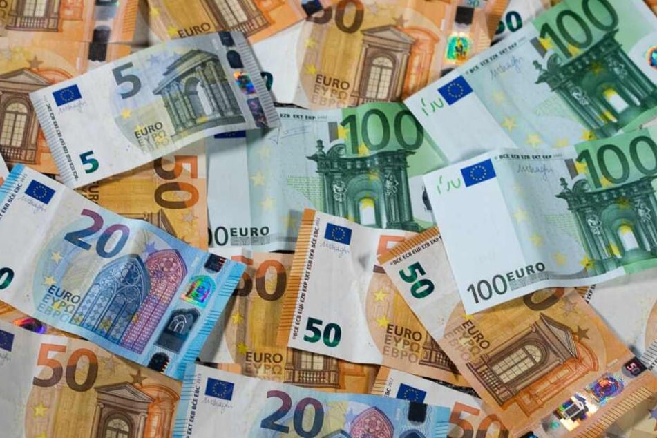 Über 1,7 Millionen Euro kann sich ein Mann aus Unna freuen. (Symbolbild)