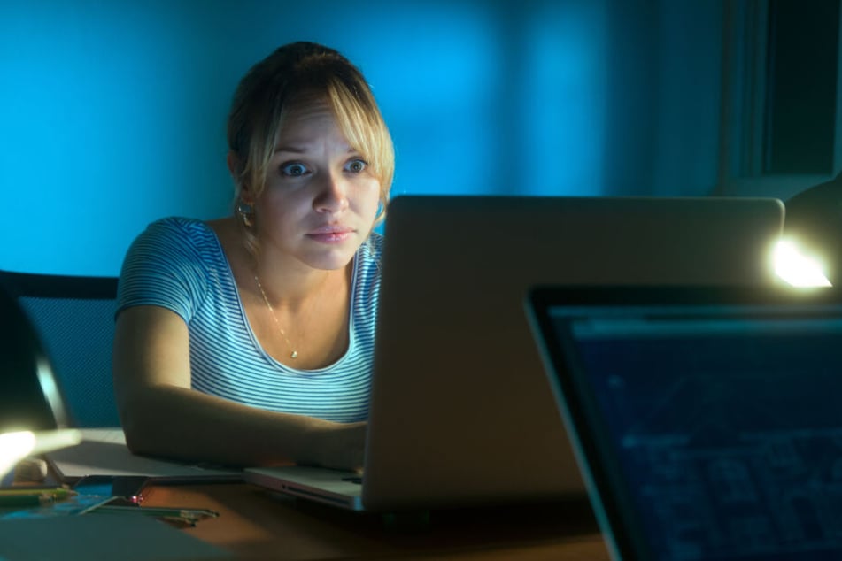 Die Frau machte eine Horror-Entdeckung auf dem Laptop ihres Mannes.(Symbolbild)