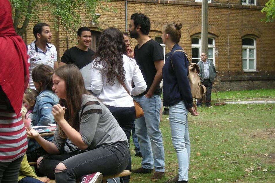 2015 richtete die Flüchtlingsunterkunft an der Riebeckstraße ein Begegnungsfest für alle aus - die Räumlichkeiten sind auch immer noch in Betrieb.