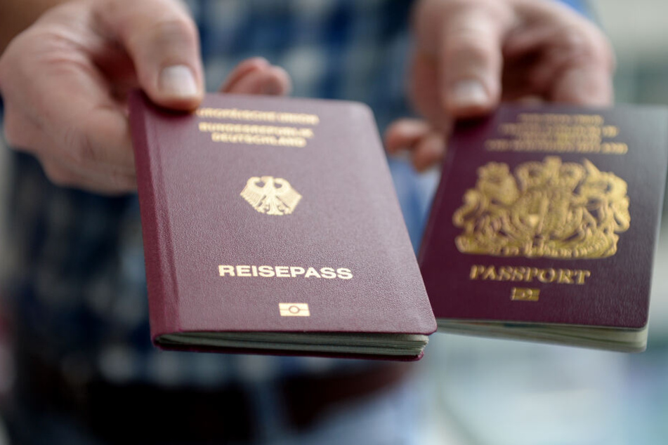 Viele Briten in Hamburg scheinen sich zu überlegen: Wie wäre es mit einem britischen UND einem deutschen Pass?