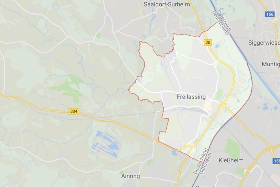 In Freilassing ist in Bayern ein betrunkener Radfahrer gestürzt - und das direkt vor einer Polizeistreife.
