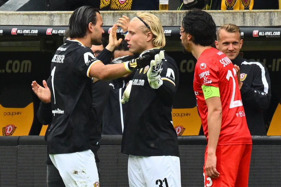 Beim letzten Saisonspiel gegen Unterhaching wurde Phillip Böhm für die letzten 19 Minuten für Tim Schreiber eingewechselt.