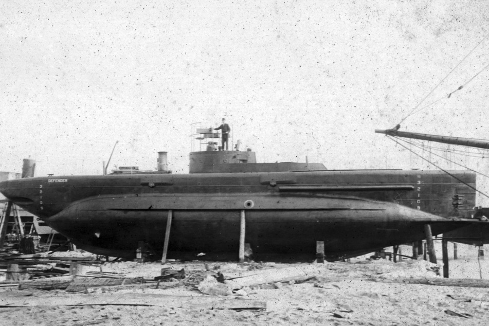 Dieses Foto zeigt das Defender-U-Boot im Jahr 1907. Letztlich entschied sich die US-Marine gegen den Prototypen.