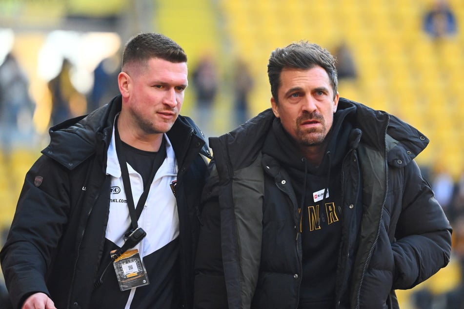 Dynamos Pressesprecher Christoph Antal (31, l.) mit Trainer Thomas Stamm (42). Die SGD bietet zum Thema Social Media auch Schulungen an.
