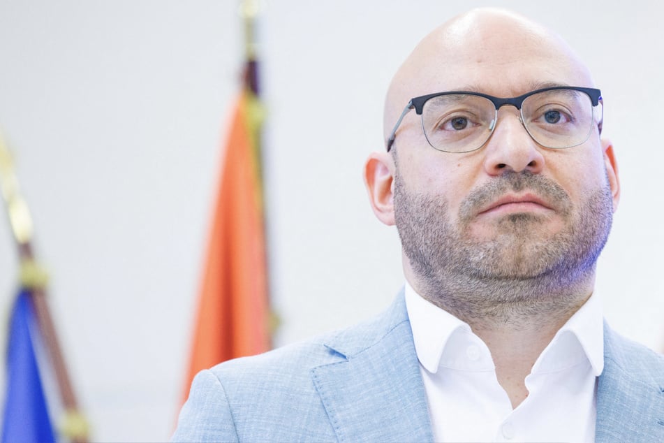 Sozialminister René Wilke (42, SPD) droht mit Konsequenzen.