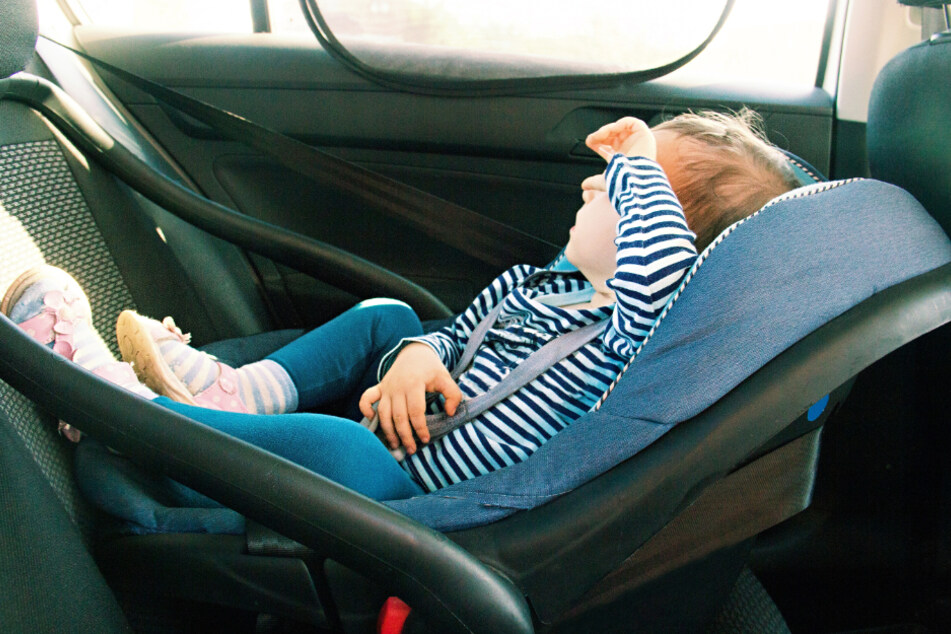 Das Baby musste befreit werden. (Symbolbild)