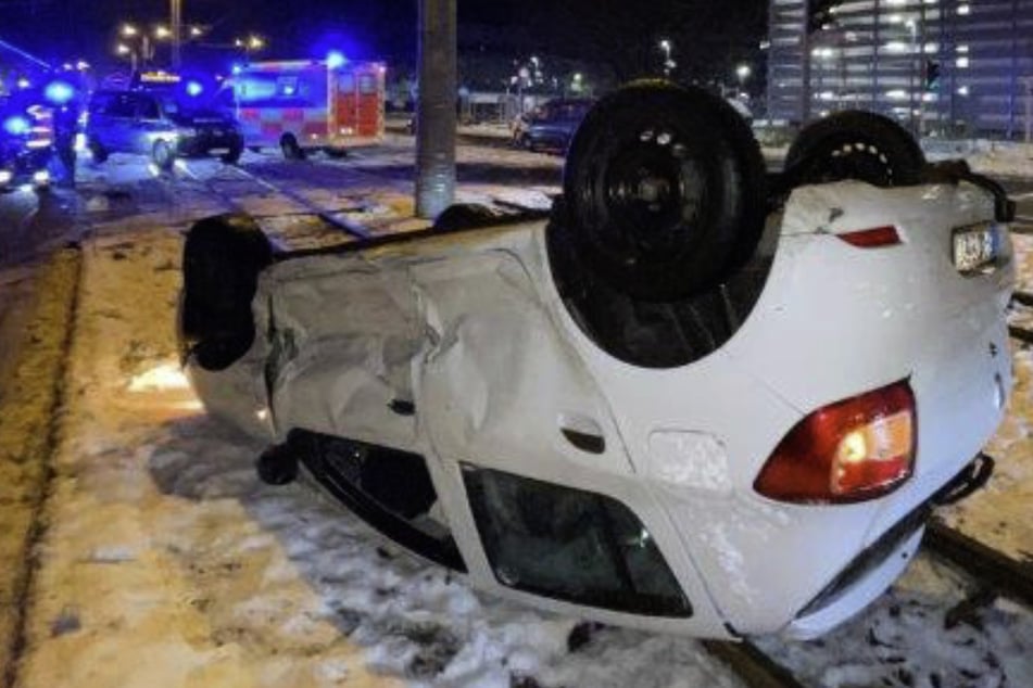 Schwerer Unfall in Erfurt: Drei Verletzte - darunter ein Kind