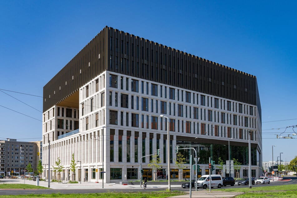 Das Stadtforum an der Waisenhausstraße wurde im März 2025 eröffnet.