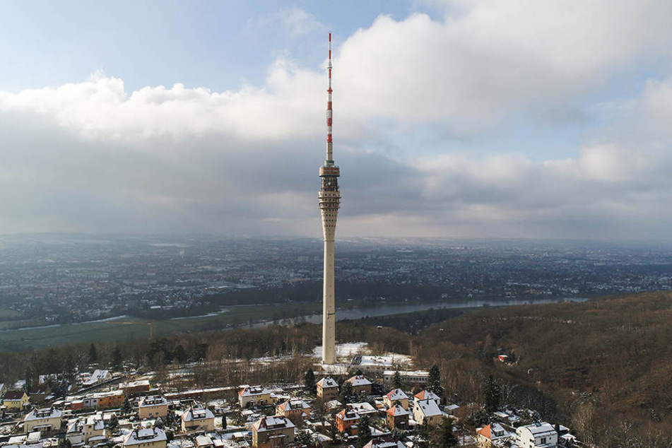 Herrliche Lage, top Rundumblick. Zunächst könnte die Aussichtsplattform wiedereröffnet werden.