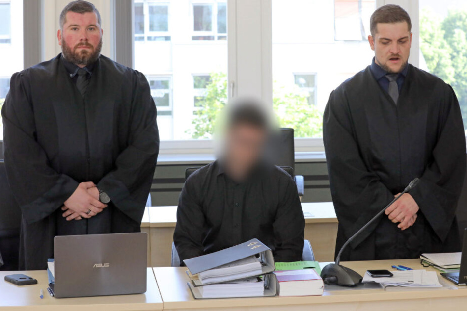 Mann im internet kennengelernt treffen