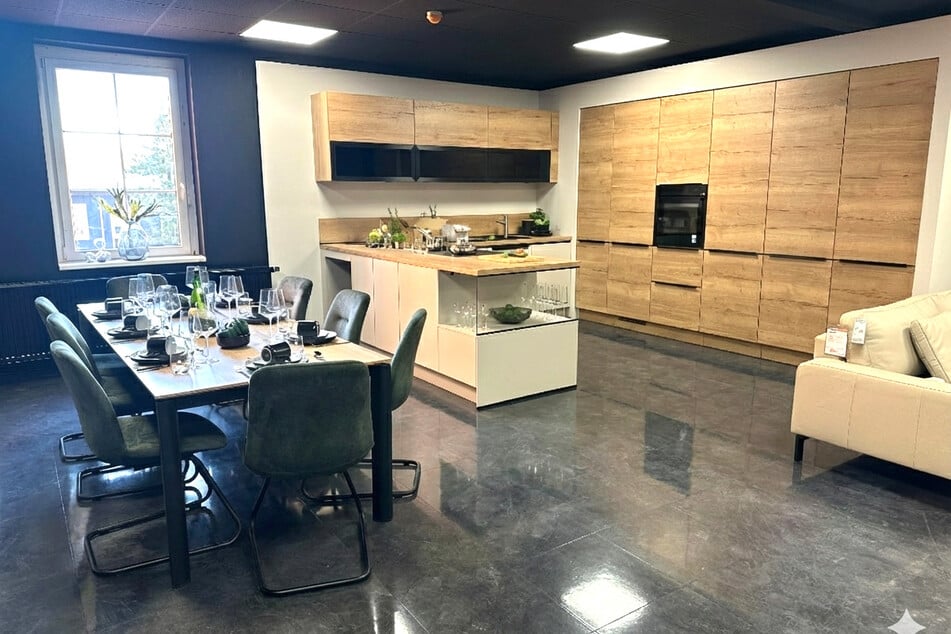 Größtes Küchenzentrum Sachsens eröffnet mit mega Aktionen