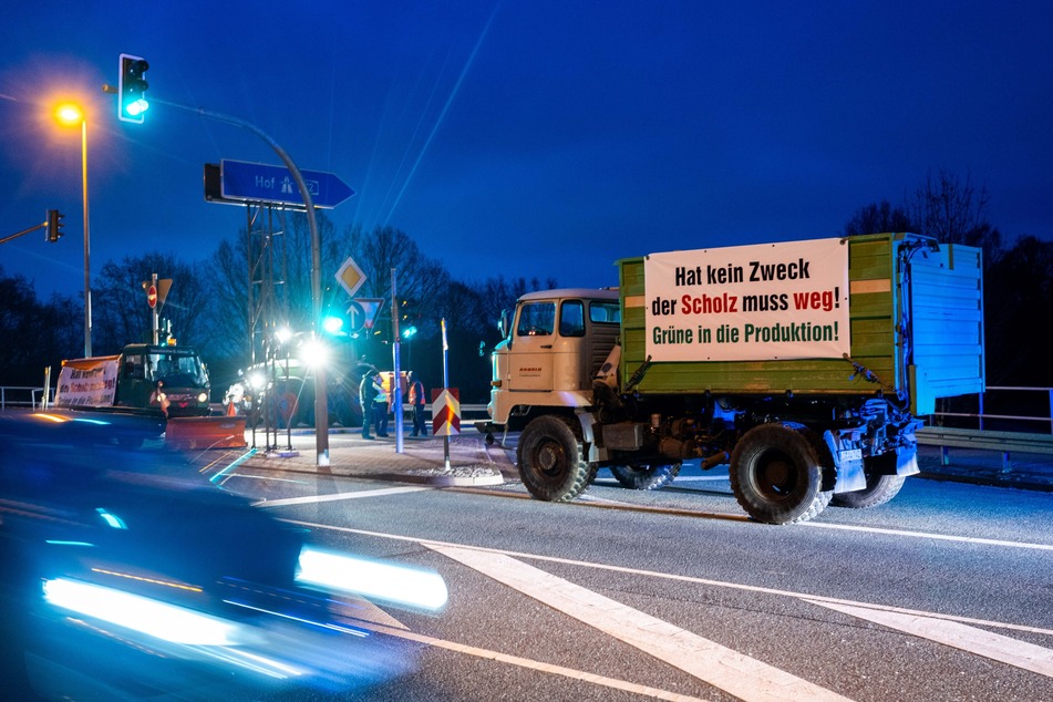 Die Bauern blockierten in ganz Sachsen Autobahnauffahrten. Damit soll in der kommenden Woche Schluss sein.