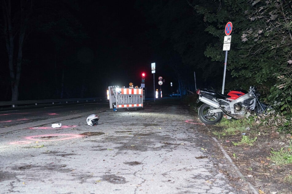 Der Unfall ereignete sich gegen 0.40 Uhr in der Nacht zu Sonntag (2. Oktober) im Kölner Stadtteil Höhenberg.