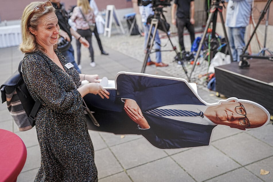 Woidke aus Pappe bei der SPD-Wahlparty.