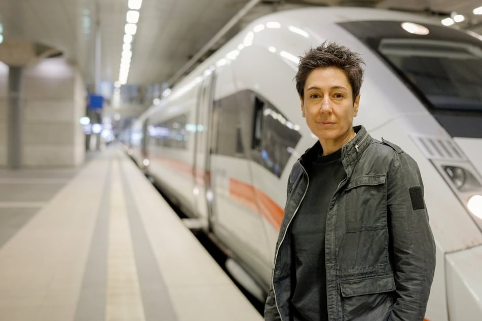 Dunja Hayali bei ZDF-Doku total schockiert: So schlecht steht es um die Deutsche Bahn
