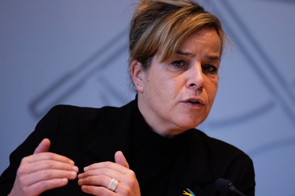 Für NRW-Vize-Präsidentin Mona Neubaur (48, Grüne) ist der Schutz der kritischen Infrastruktur noch nicht ausreichend.