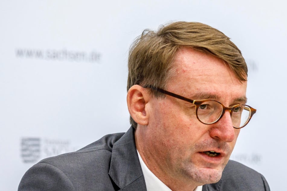 Innenminister Roland Wöller (50, CDU).