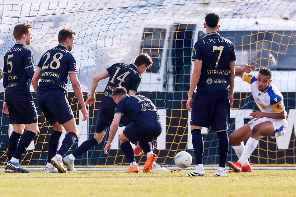 Gegen Jena hat sich Lok Leipzig zweimal abkochen lassen und sich zwei Gegentore nach Standards eingefangen.