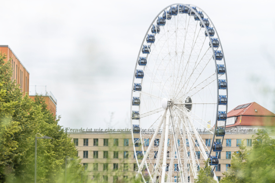 Im "Wheel of Vision" habt Ihr den perfekten Blick über Dresden.