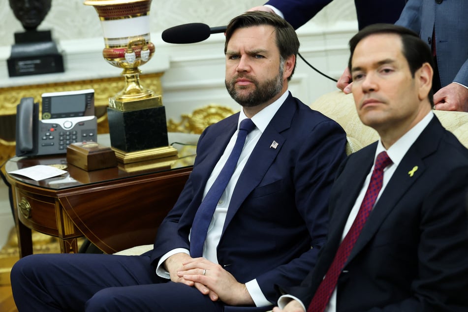 Vice President JD Vance (l.) and Secretary of State Marco Rubio will meet with the foreign ministers of Denmark and Greenland at the White House on Wednesday.