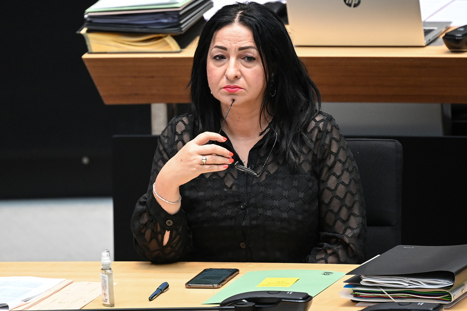 Berlins Gesundheitssenatorin Dilek Kalayci (SPD) möchte am Montag in einer Telefonkonferenz über das weitere Vorgehen in der Corona-Krise sprechen.