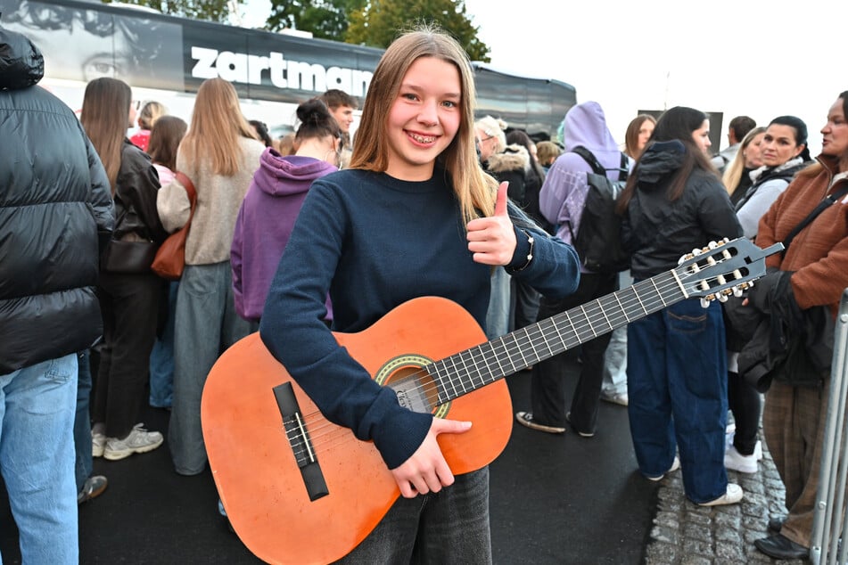 Emilie bekam für ihren Auftritt bei der Talentshow viel Applaus. Auch Zartmann war begeistert von ihrer Performance.