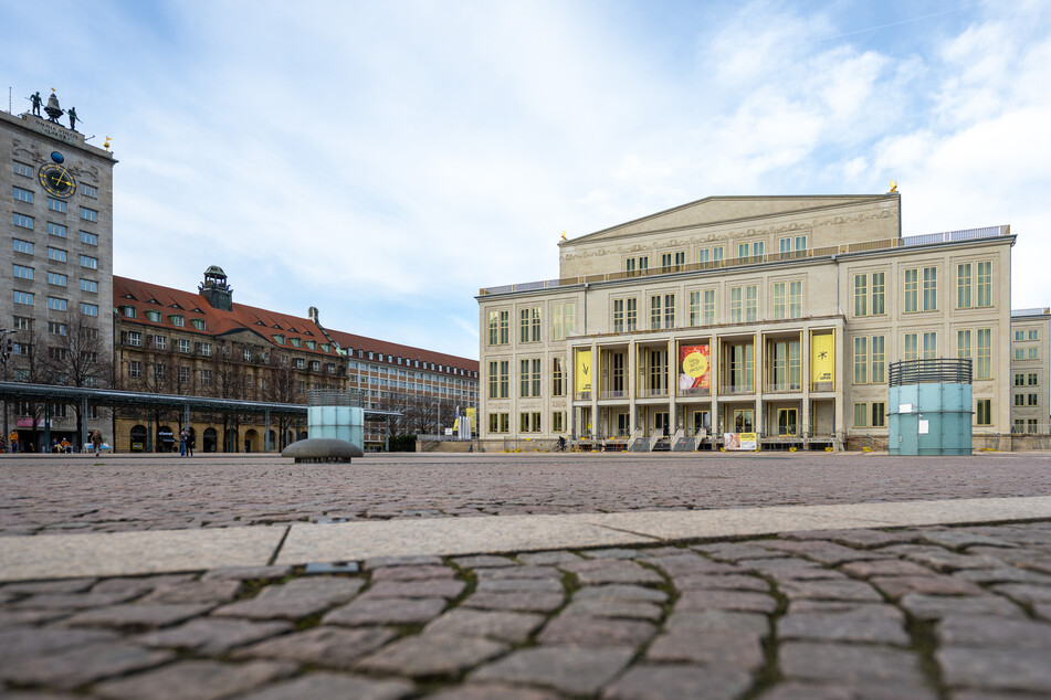 Anlässlich der EM 2024 veranstaltet die Stadt Leipzig auf dem Augustusplatz ein abwechslungsreiches Programm. Am Dienstag um 16.10 Uhr wird die Sängerin Paula Carolina auftreten. (Archivbild)