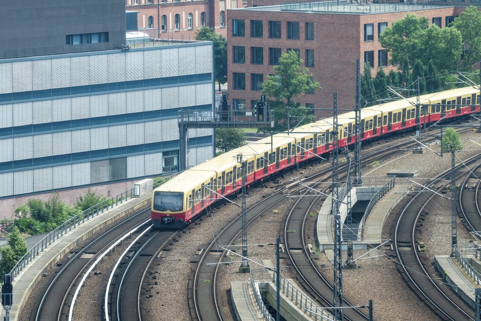 S-Bahn-Fahrer brauchen mal wieder Geduld.