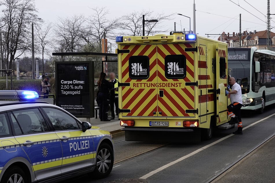 Sowohl die Dresdner Polizei als auch Rettungskräfte waren vor Ort.