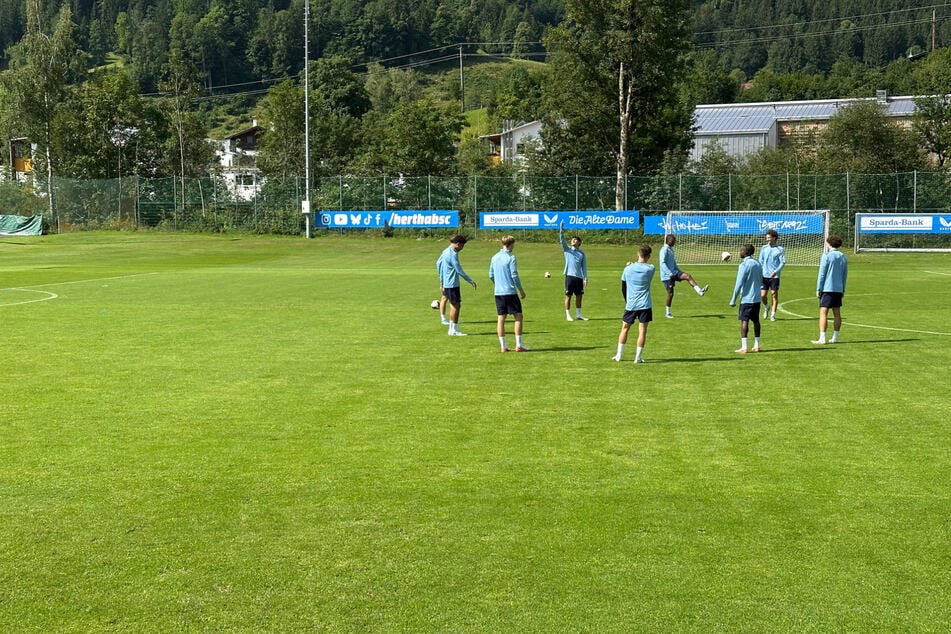 Die Hertha-Stars trainieren heute mal ohne Zuschauer.