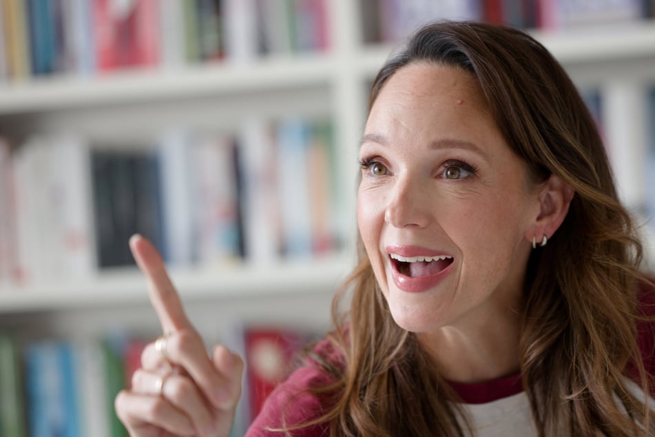 Seltenes Vergnügen: Carolin Kebekus richtet sich mit Frage zum Sexleben an ihre Fans