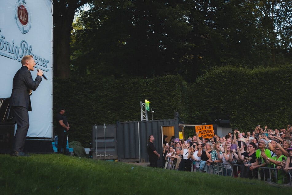 Ronan Keating (48) bedankte sich am Dienstag immer wieder bei seinen Fans und suchte mit viel Charme den direkten Draht zum Publikum.