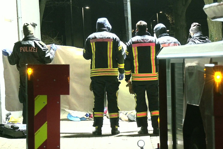 Messerstecherei in Gelsenkirchen: 19-Jähriger stirbt, zwei weitere schwer verletzt