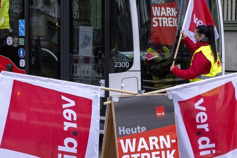 Busfahrer der AVN-Gruppe Sachsen treten ab Mittwoch in den Streik. (Symbolfoto)