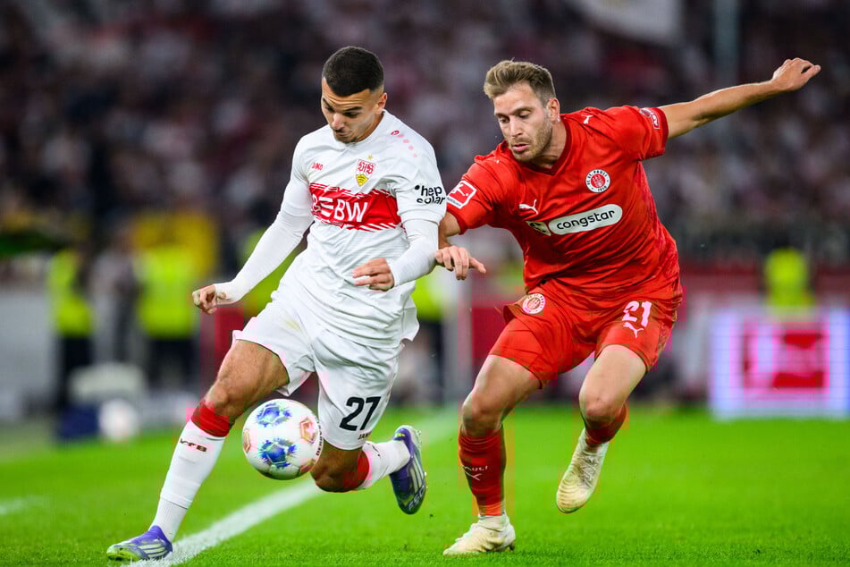 Erhält Lars Ritzka (27, r.) gegen Werder Bremen wieder den Vorzug in der Abwehrkette?